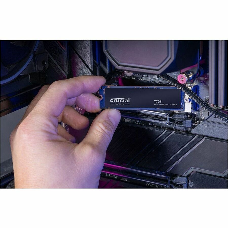 Alternate-Image1 Image for Crucial T705 2 TB Solid State Drive - M.2 2280 Internal - PCI Express NVMe (PCI Express 5.0 x4)