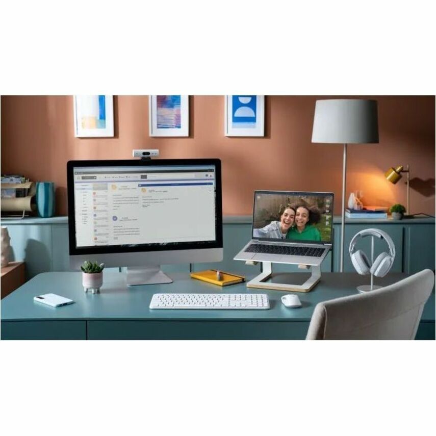 Alternate-Image6 Image for Logitech Signature Slim K950 Wireless Keyboard, Sleek Design, Switch Typing Between Devices, Quiet Typing, Off-white