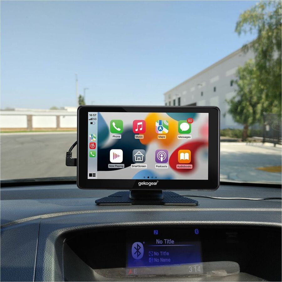 Alternate-Image10 Image for GekoGear Orbit C110 7" Infotainment Display with Dash Cam and Backup Cam