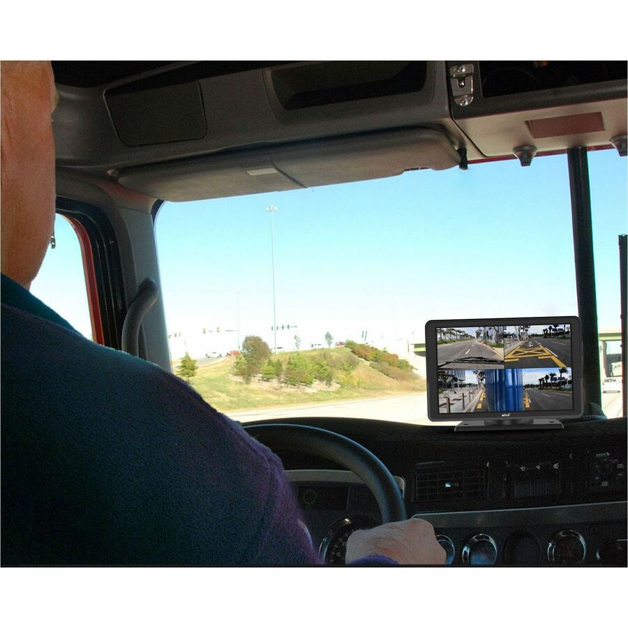 Life-Style Image for GekoGear Orbit T100 4 Channel 1080P Dash Cam For Trucks With a 10.1" IPS Screen