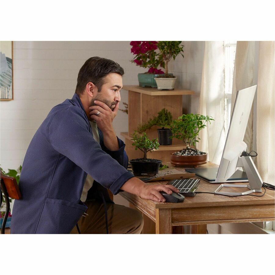 Life-Style Image for HP 405 Backlit Wired Keyboard (7N7C1AA)