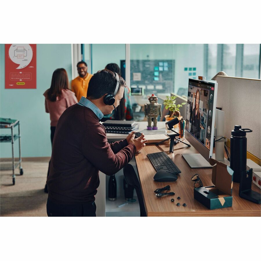 Alternate-Image9 Image for Poly Voyager Focus 2 USB-C-C Headset +USB-C/A Adapter