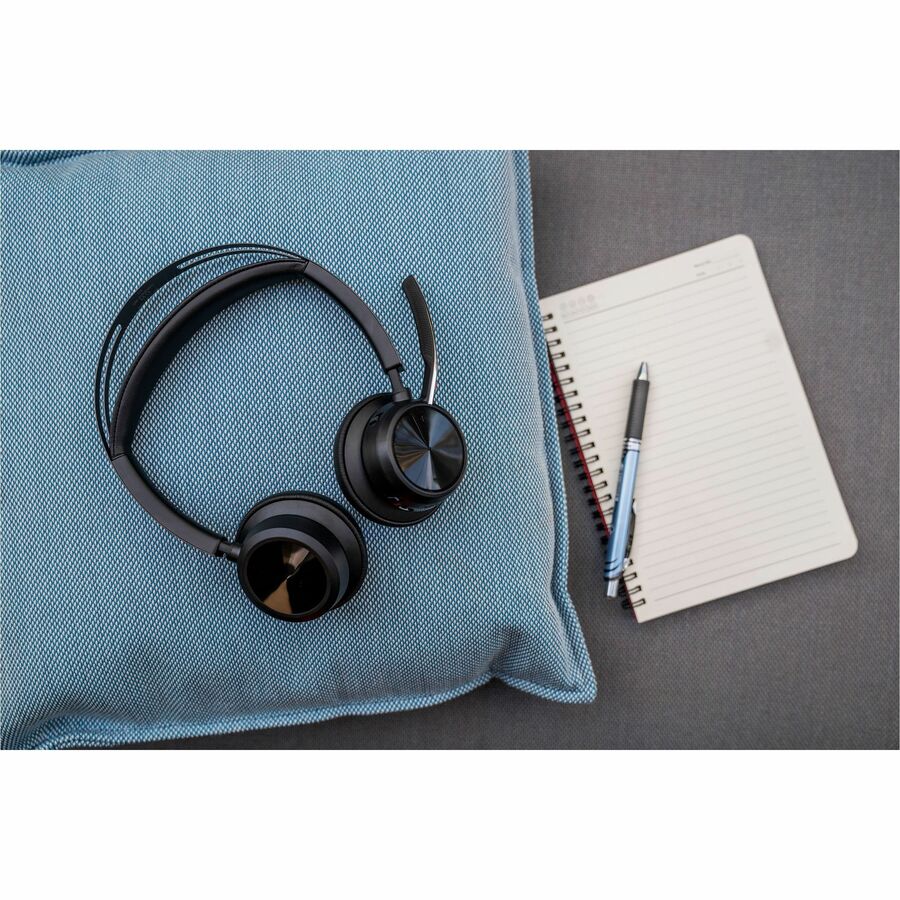 Alternate-Image3 Image for Poly Voyager Focus 2 USB-C-C Headset +USB-C/A Adapter + Charging Stand