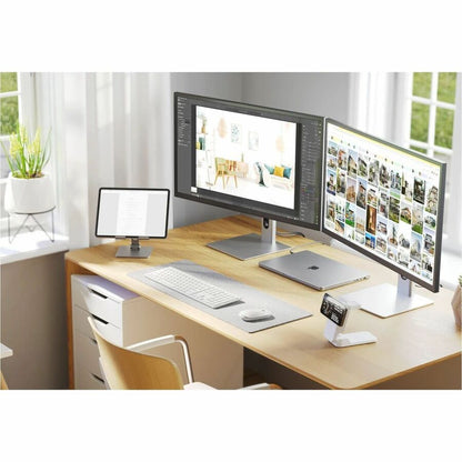 Life-Style Image for Alogic Echelon USB-C Rechargeable Wireless Keyboard for macOS