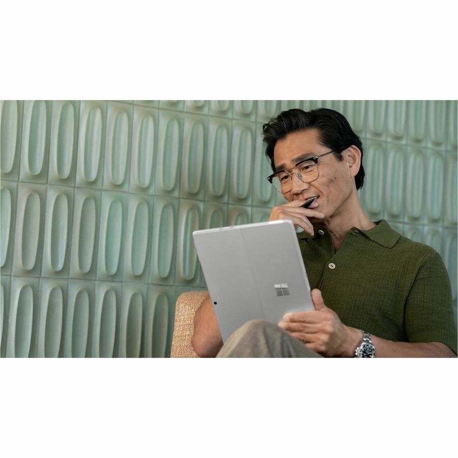 Alternate-Image1 Image for Microsoft Surface Pro 10 Tablet - 13" - 32 GB - 512 GB SSD - Windows 11 Pro - 5G - Platinum