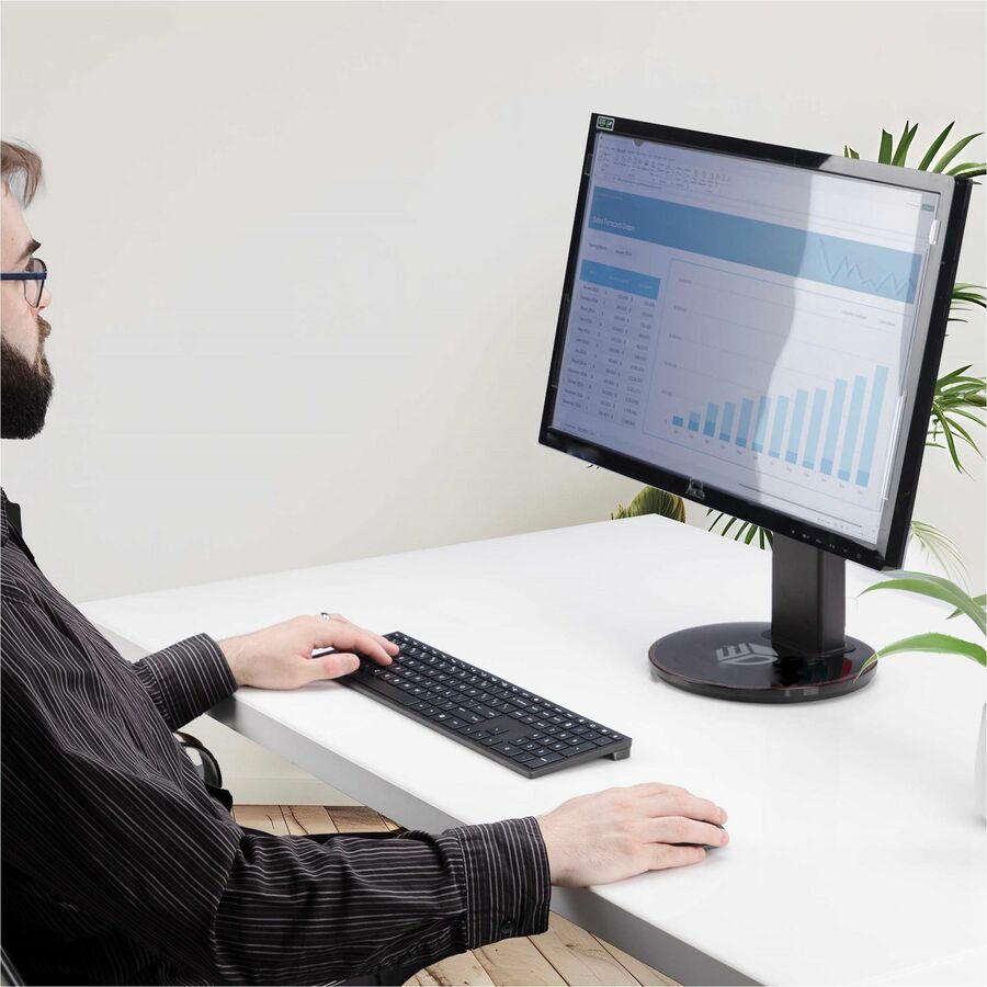 Alternate-Image5 Image for StarTech.com 24-inch 16:10 Anti-Blue Light Filter, BlueLight Screen Filter for 24in Computer Monitor, Reduces Eye Strain, TAA Compliant