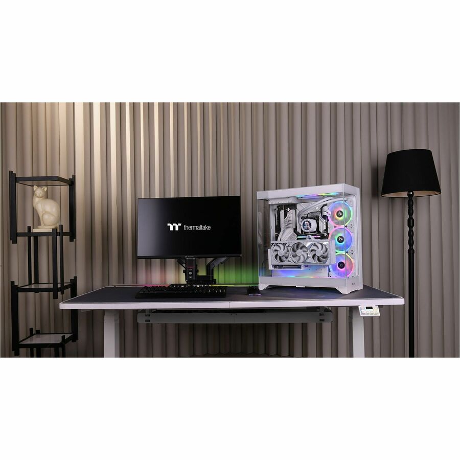 Life-Style Image for Thermaltake CTE E550 TG Snow Mid Tower Chassis