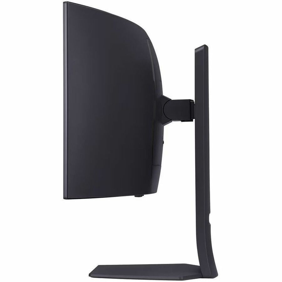 Left Image for LG UltraGear 34GS95QE-B 34" Class UW-QHD Curved Screen Gaming OLED Monitor - 21:9