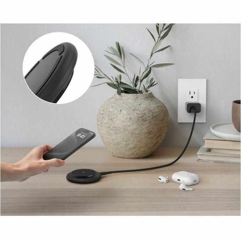 Alternate-Image8 Image for Belkin BoostCharge Magnetic Wireless Charging Pad with Qi2 15W