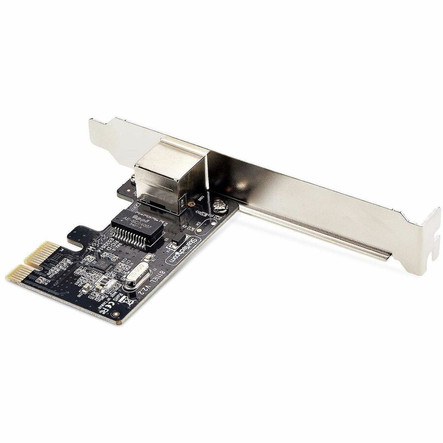 Alternate-Image1 Image for StarTech.com 1-Port Gigabit PCIe Network Adapter Card, 10/100/1000Mbps NIC, Realtek RTL8111H, TAA Compliant