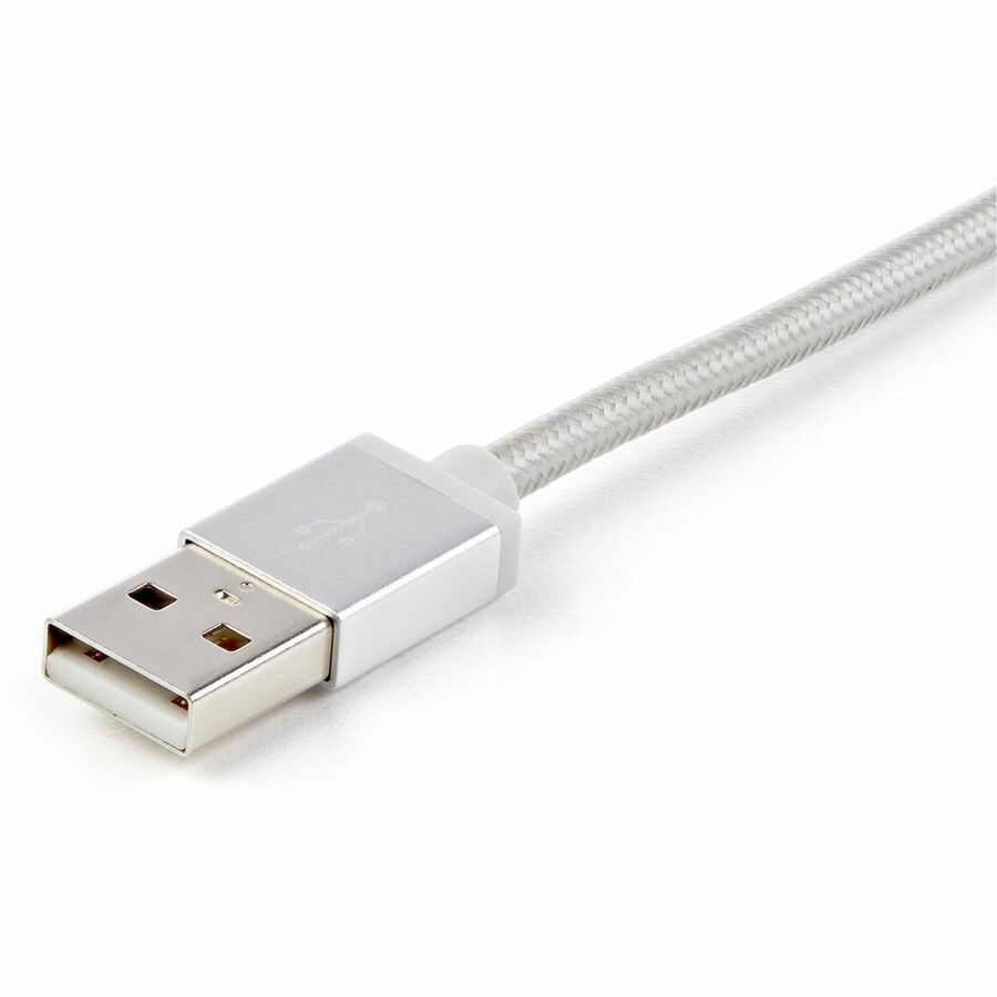 Alternate-Image2 Image for StarTech 6ft (1.8m) USB Multi-Charging Cable, USB-A to Lightning/USB-C/Micro-USB, Apple MFi Certified, Braided Nylon Jacket; USB 3-in-1 Charger Cable/Cord