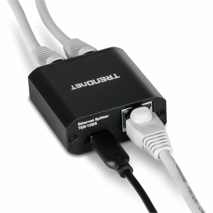 Alternate-Image5 Image for TRENDnet 2-Port Gigabit Splitter with USB Type C Power, TEG-102S, Splits One Network Connection Into Two, Ethernet Splitter, USB Type C Power Cable Included, NDAA & TAA Compliant