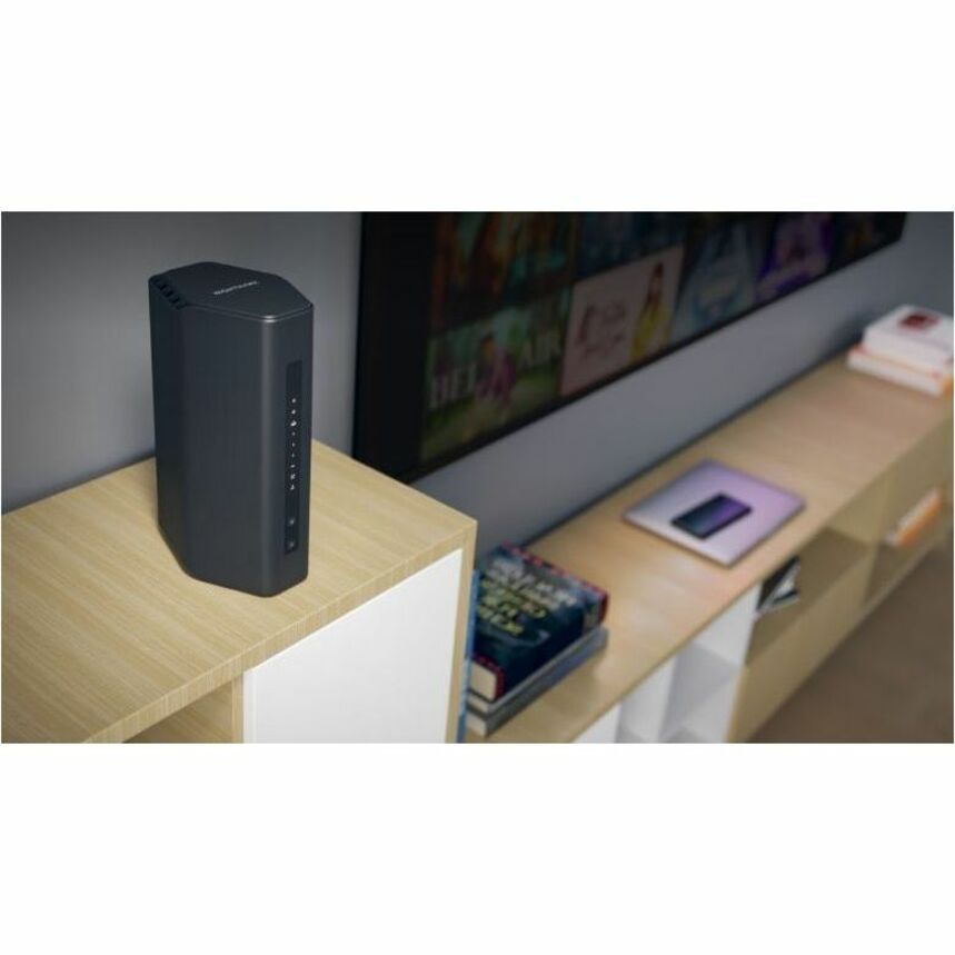Alternate-Image4 Image for Netgear Nighthawk RS200 Wi-Fi 7 IEEE 802.11be Ethernet Wireless Router