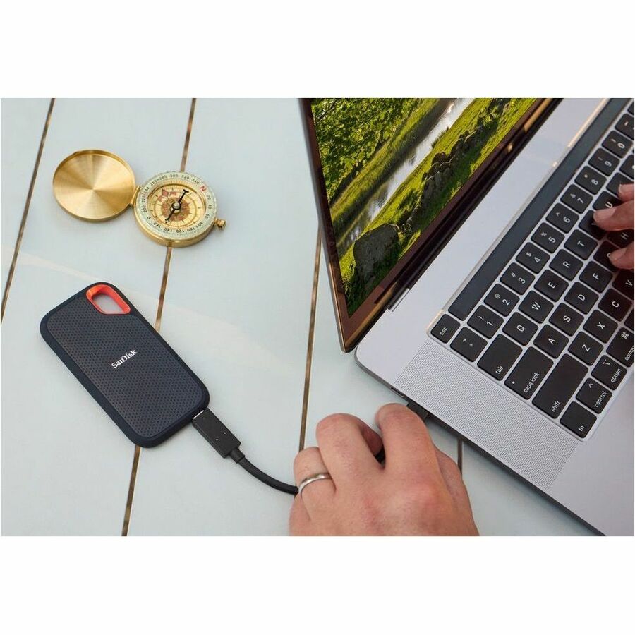 Alternate-Image1 Image for SanDisk Extreme SDSSDE61-8T00-G25 8 TB Portable Solid State Drive - External - Black