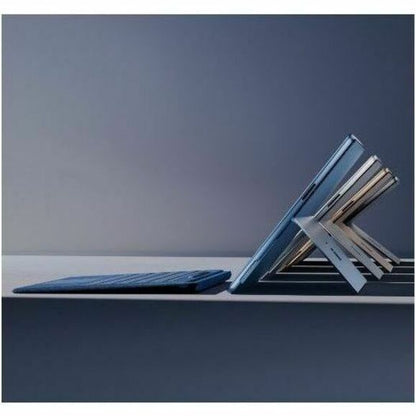 Alternate-Image2 Image for Microsoft Surface Pro 11 Copilot+ PC Tablet - 13" - 16 GB - 512 GB SSD - Platinum - TAA Compliant