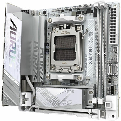Alternate-Image2 Image for GIGABYTE Ultra Durable X870I AORUS PRO ICE Gaming Desktop Motherboard - AMD X870 Chipset - Socket AM5 - Mini ITX