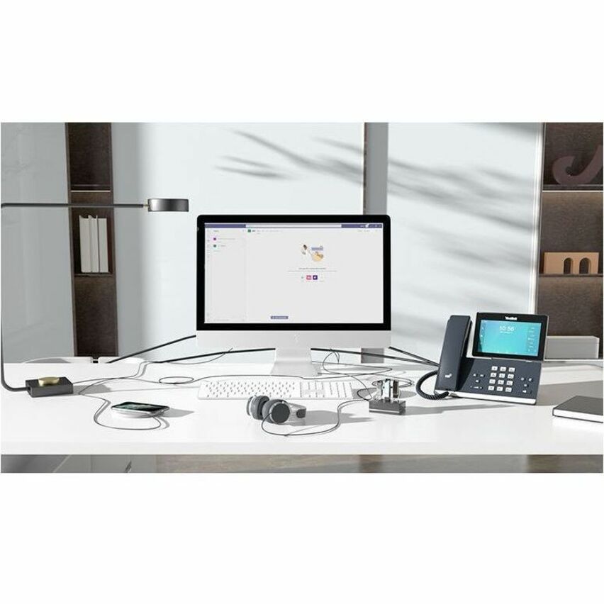 Life-Style Image for Yealink BH71 Workstation Pro Earset