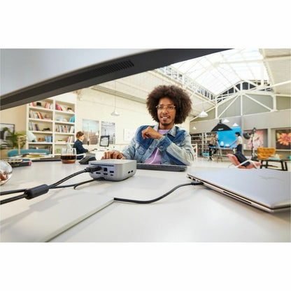 Life-Style Image for HP Thunderbolt 4 Ultra 180W G6 Dock