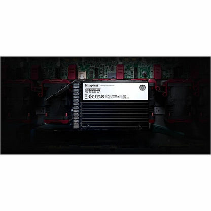 Alternate-Image4 Image for Kingston DC3000ME 3.84 TB Solid State Drive - 2.5" Internal - U.2 (PCI Express NVMe 5.0 x4)