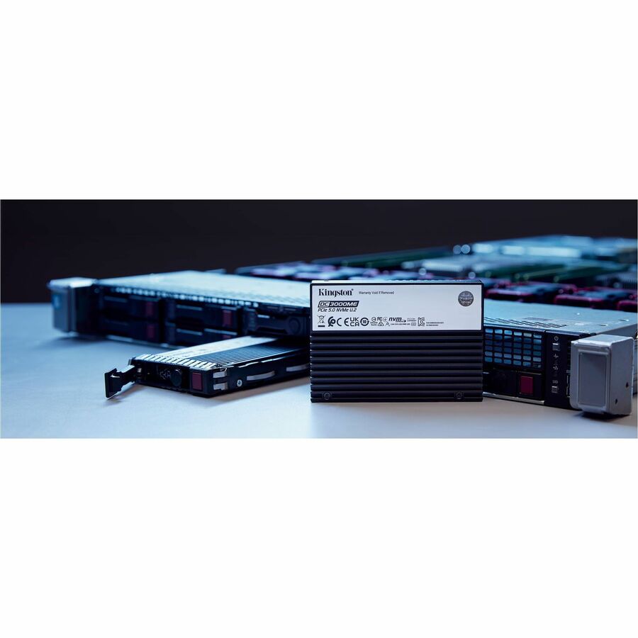 Alternate-Image1 Image for Kingston DC3000ME 7.68 TB Solid State Drive - 2.5" Internal - U.2 (PCI Express NVMe 5.0 x4)