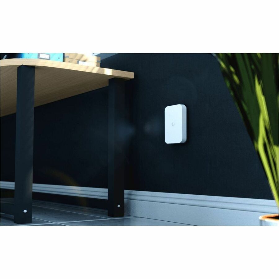 Life-Style Image for Ubiquiti U7 U7-IW Dual Band Wi-Fi 7 IEEE 802.11n/ac/ax/be/v/r/k 4.30 Gbit/s Wireless Access Point