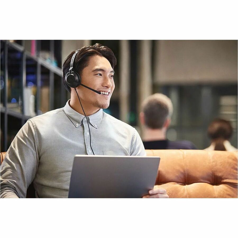 Alternate-Image1 Image for Jabra Evolve2 30 SE Headset