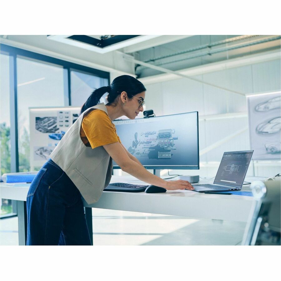 Life-Style Image for HP ZBook 8 G1i 16" Mobile Workstation - WUXGA - 60 Hz - Intel Core Ultra 7 255H - 16 GB - 512 GB SSD - English Keyboard - Meteor Silver