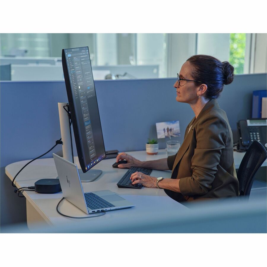 Alternate-Image3 Image for HP EliteBook 6 G1a 14" Touchscreen Copilot+ PC Notebook - WUXGA - AMD Ryzen AI 7 350 - 64 GB - 1 TB SSD - English Keyboard - Pike Silver Aluminum