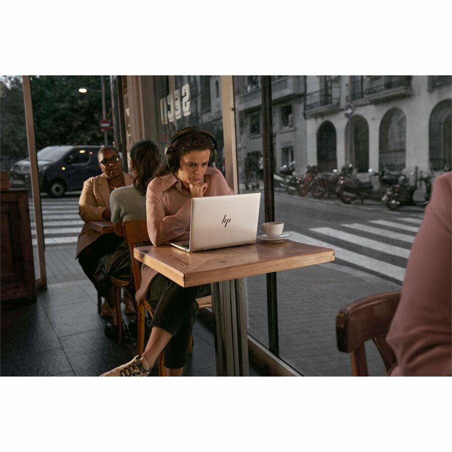 Alternate-Image4 Image for HP EliteBook 6 G1q 14" Copilot+ PC Notebook - WUXGA - 60 Hz - Qualcomm Snapdragon X Plus X1P-42-100 - 32 GB - 1 TB SSD - English Keyboard - Pike Silver