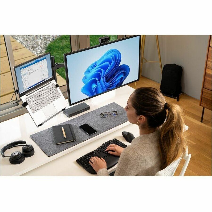 Alternate-Image2 Image for Kensington SD4781P EQ USB-C & USB-A Dual 4K Docking Station with 100W Power Delivery