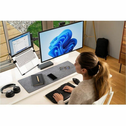 Alternate-Image2 Image for Kensington SD4781P EQ USB-C & USB-A Dual 4K Docking Station with 100W Power Delivery