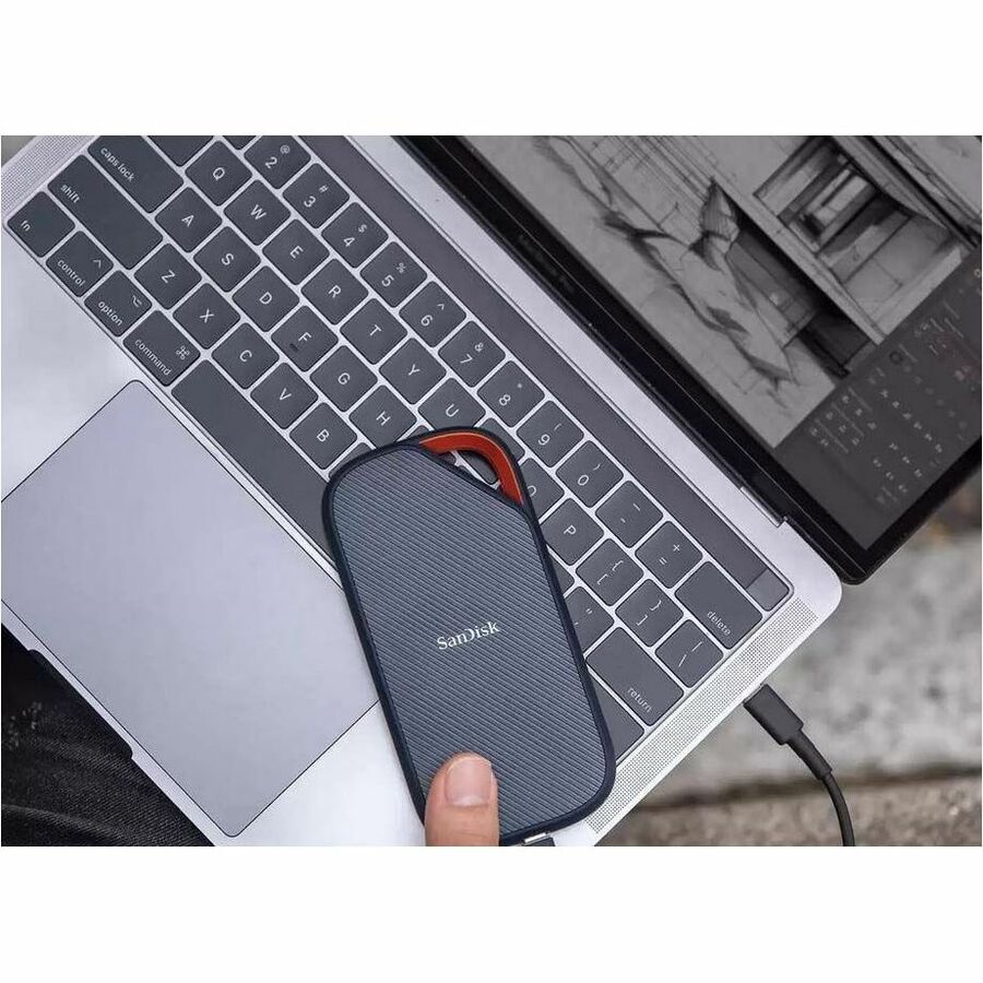 Alternate-Image4 Image for SanDisk Extreme PRO SDSSDE82-2T00-G25 2 TB Portable Solid State Drive - 2.5" External