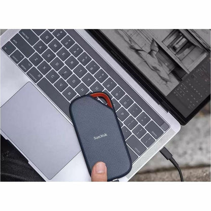 Alternate-Image4 Image for SanDisk Extreme PRO SDSSDE82-2T00-G25 2 TB Portable Solid State Drive - 2.5" External