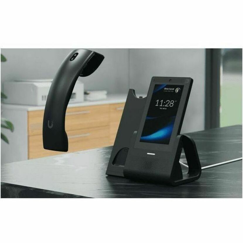 Life-Style Image for Ubiquiti G3 Wireless Handset