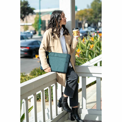 Alternate-Image2 Image for STM Goods Kin Carrying Case (Sleeve) for 15" to 16" Apple MacBook Pro - Aqua Blue