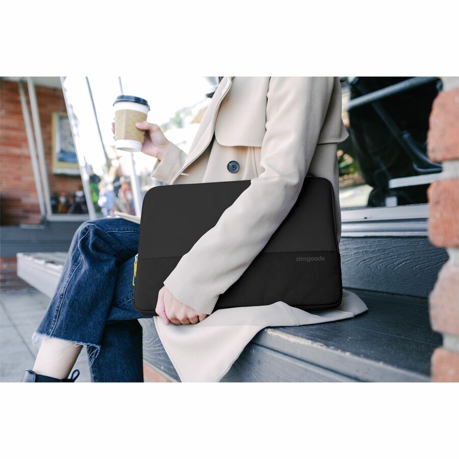 Alternate-Image2 Image for STM Goods Origin Carrying Case (Sleeve) for 13" to 14" Apple MacBook Pro - Black Slate