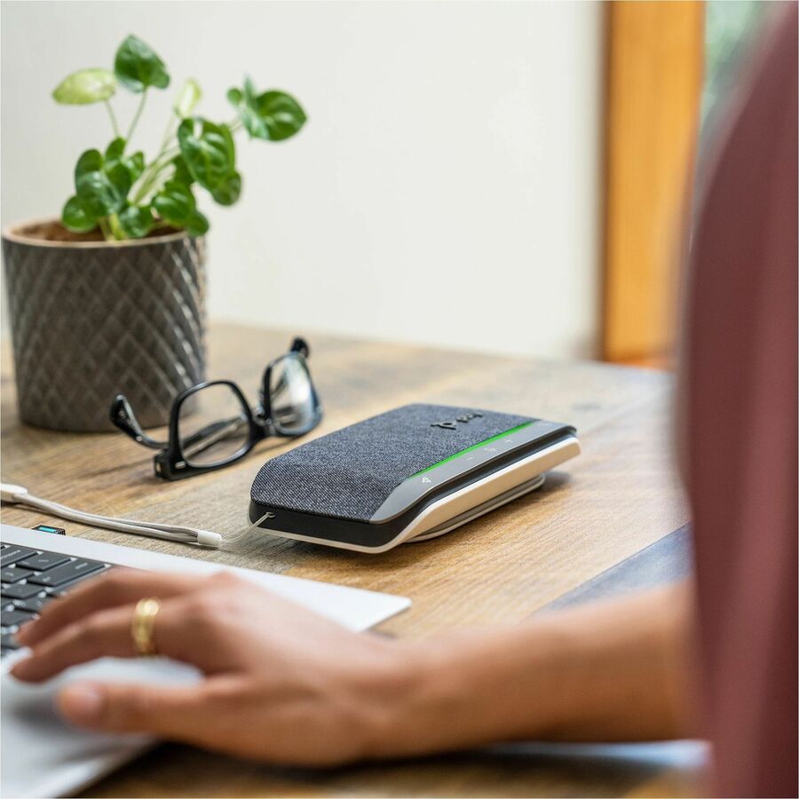 Alternate-Image3 Image for Sync 20 Speakerphone USB-C/A Adapter (B95VJUT)
