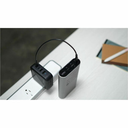 Alternate-Image7 Image for Targus&reg; 140W USB-C Portable Power Bank