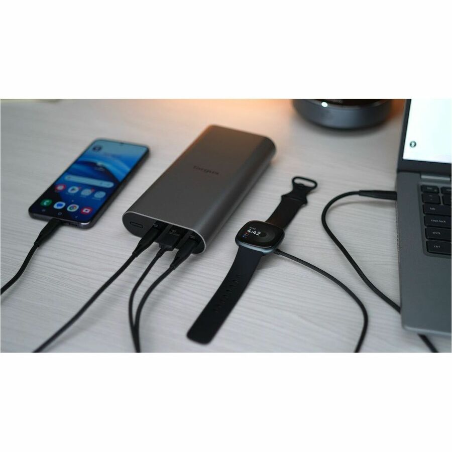 Alternate-Image6 Image for Targus&reg; 140W USB-C Portable Power Bank