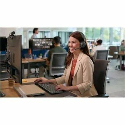 Life-Style Image for Logitech Signature Slim Solar+ K980 for Business, Wireless Keyboard, Quiet Typing, Secure Receiver, Bluetooth, Windows, Mac - Graphite