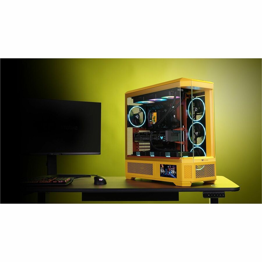 Life-Style Image for Thermaltake View 600 TG Butter Caramel Full Tower Chassis