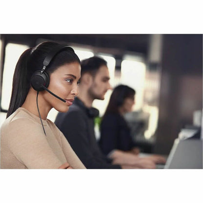 Life-Style Image for Jabra Evolve2 40 SE Headset