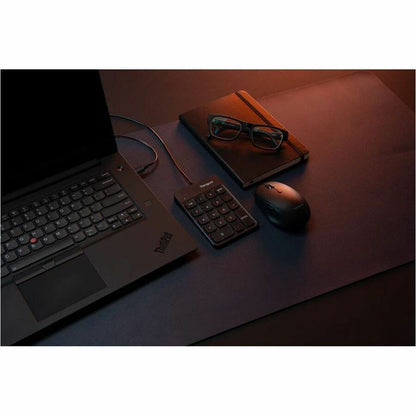 Alternate-Image1 Image for Targus&reg; Wired Numeric EcoSmart™ Keypad