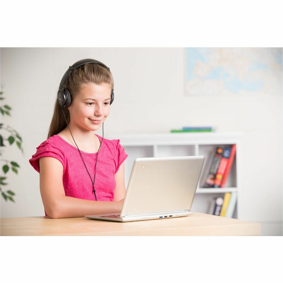Life-Style Image for Kensington Classic EQ 3.5mm Headphone