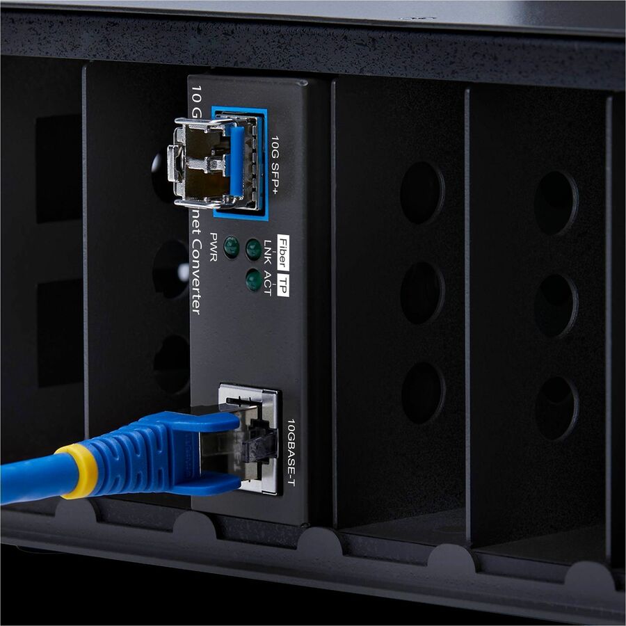 Alternate-Image3 Image for StarTech.com 10GbE Multi-Gigabit SFP+ Fiber Media Converter, 10G/5G/2.5G/1G/100M RJ-45 to 10GBASE-X SFP+, Single-Mode, Multi-Mode, TAA
