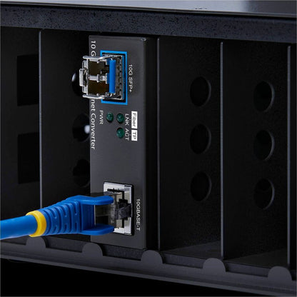 Alternate-Image3 Image for StarTech.com 10GbE Multi-Gigabit SFP+ Fiber Media Converter, 10G/5G/2.5G/1G/100M RJ-45 to 10GBASE-X SFP+, Single-Mode, Multi-Mode, TAA