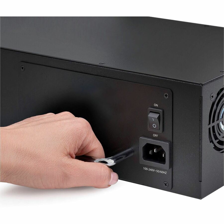 Alternate-Image5 Image for StarTech Redundant Power Supply Unit for MCM15-MEDIA-CHASSIS, 130W AC, 100-240V Input, Tool-Free, Hot-Swappable, Fanless Cooling, TAA