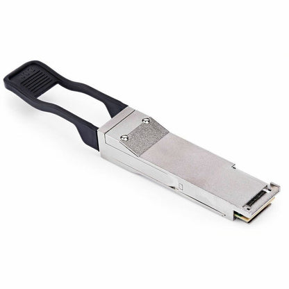 Alternate-Image1 Image for StarTech QSFP28 Loopback Module, 100G Passive QSFP28 Loopback Adapter, QSFP Port Tester, 100G QSFP Loopback Test Plug - MSA Compliant