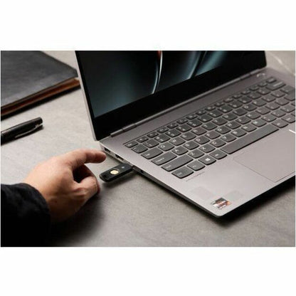 Alternate-Image9 Image for Kensington VeriMark NFC+ USB-C Security Key