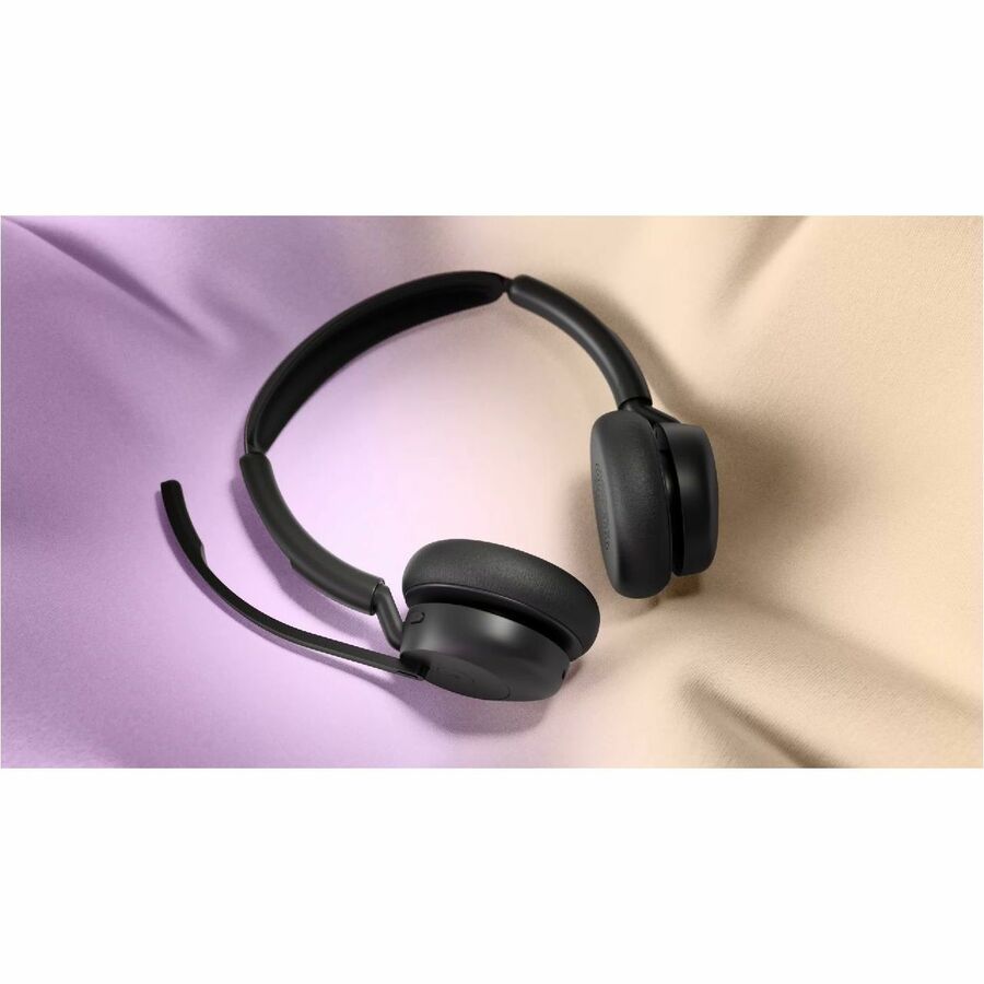 Alternate-Image1 Image for Jabra Evolve3 45 UC - USB-A with Dongle - Stereo